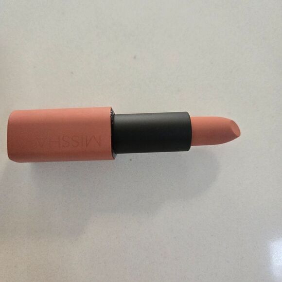 MISSHA Lipstick in Dare Rouge Velvet New - Picture 5 of 6